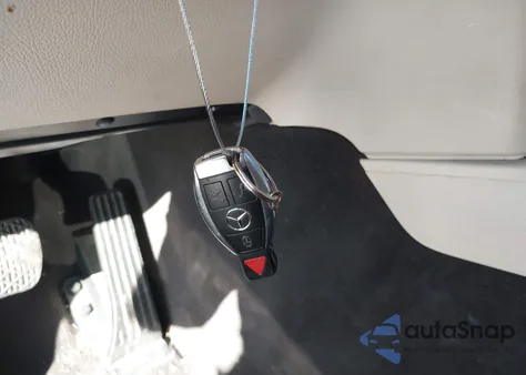 2014 Mercedes-Benz Glk 350 z USA, uszkodzony, nr VIN WDCGG5HB3EG240066